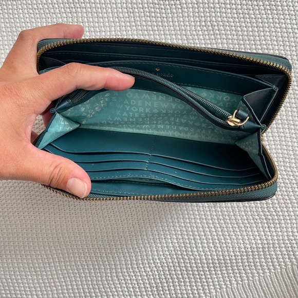 Kate Spade Wellesley Stacey Pebbled Leather Wallet - Picture 5 of 6